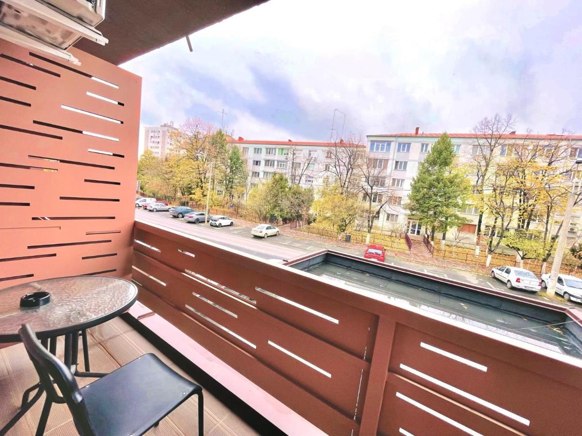 Hotel Rivoli Bukarest Kültér fotó