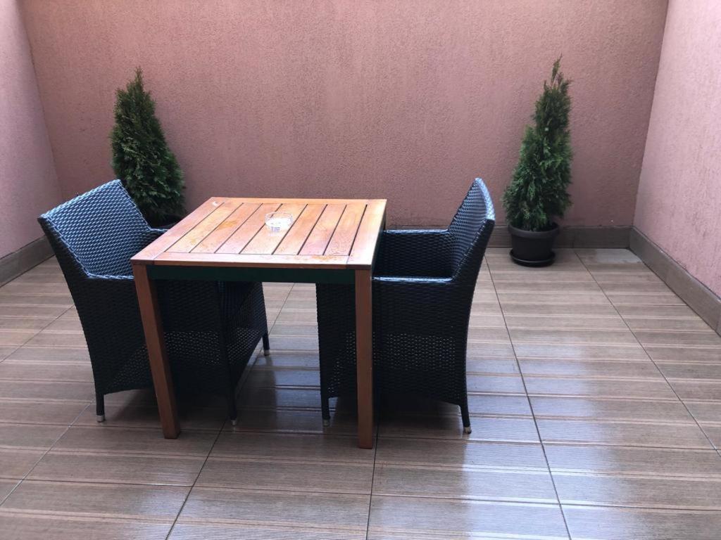Hotel Rivoli Bukarest Kültér fotó