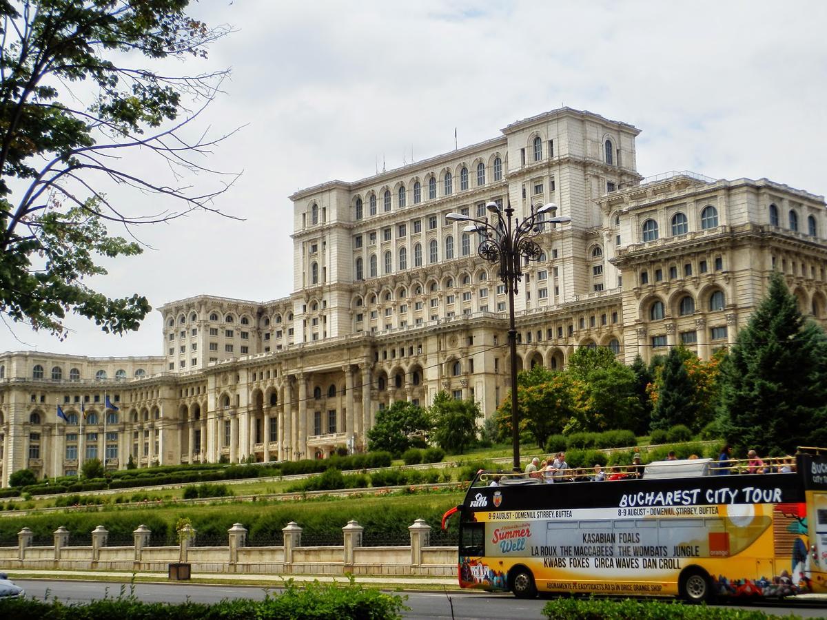 Hotel Rivoli Bukarest Kültér fotó